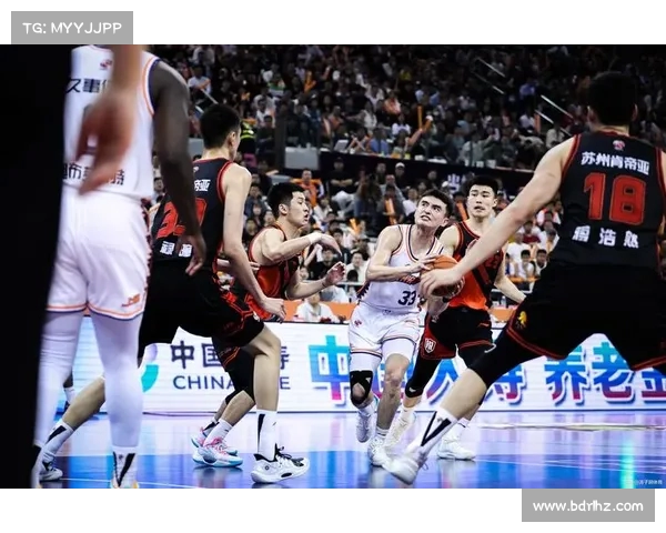 CBA:上海久事展现团队篮球,轻松击败山西 CBA:上海久事展现团队篮球,轻松击败山西