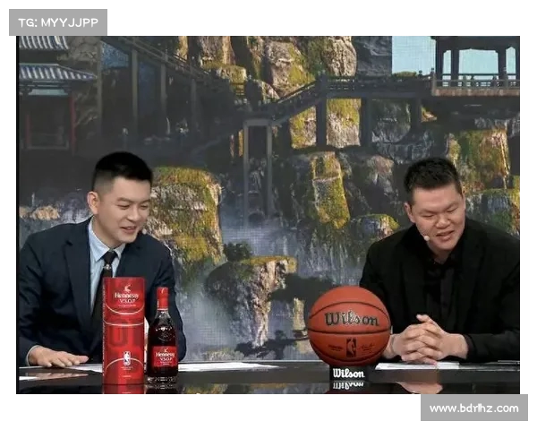 柯凡坏笑引发热议:杨鸣直言回主场夺冠难度大,朱芳雨幽默回应 柯凡坏笑引发热议:杨鸣直言回主场夺冠难度大,朱芳雨幽默回应